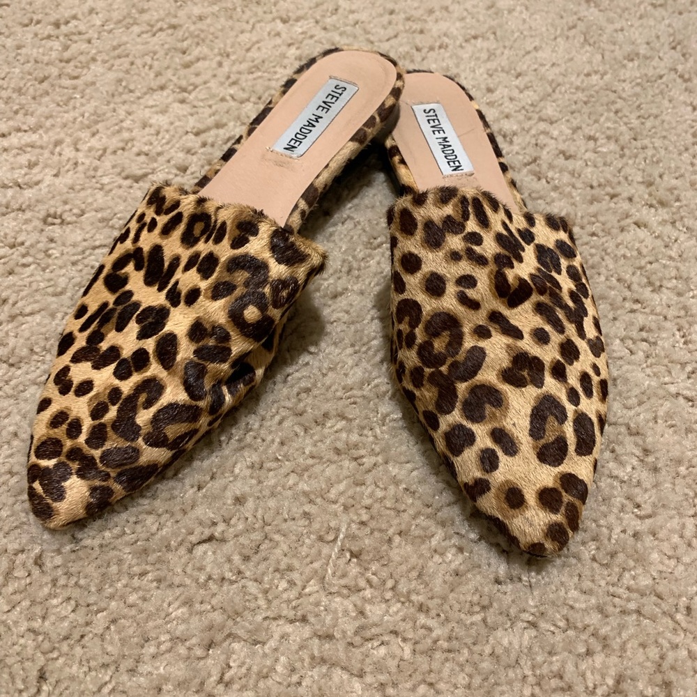 Steve Madden leopard flats